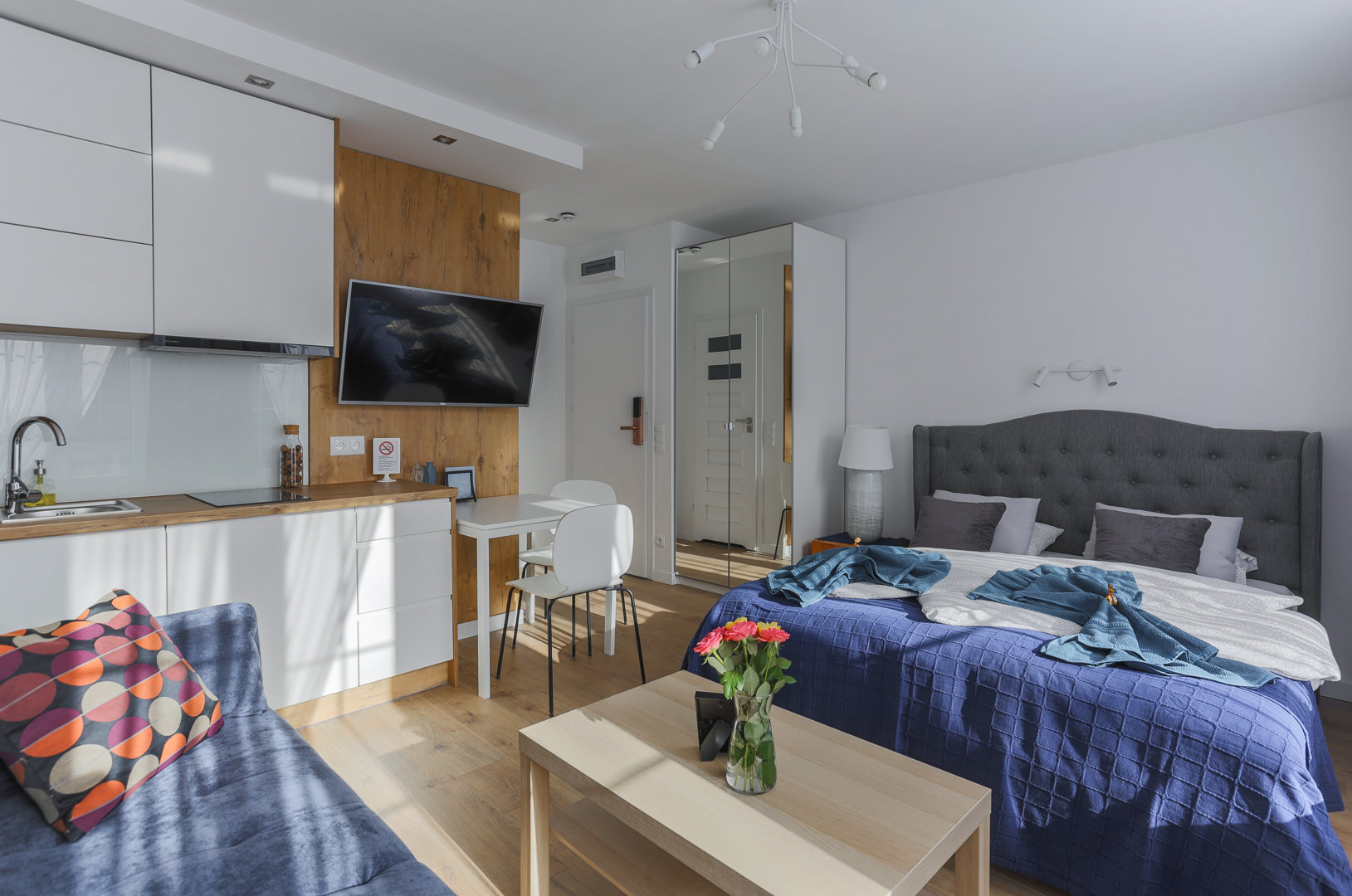 Central Apartments - Piwna Grey